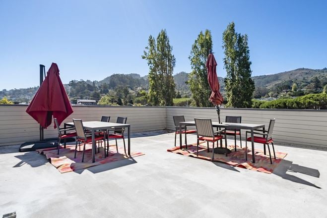 CA, Sausalito - Harbor Drive Executive Park