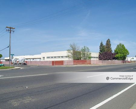 Photo of commercial space at 8301 Fruitridge Road in Sacramento