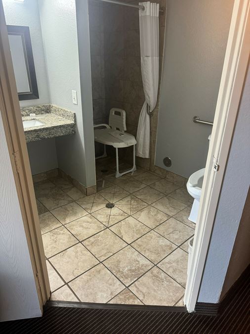 306 Lemieur St, Little Falls, MN 56345