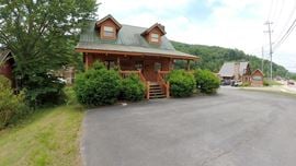 739 Wears Valley Road Pigeon Forge