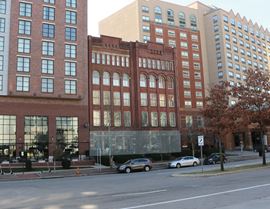 55 E Nationwide Blvd