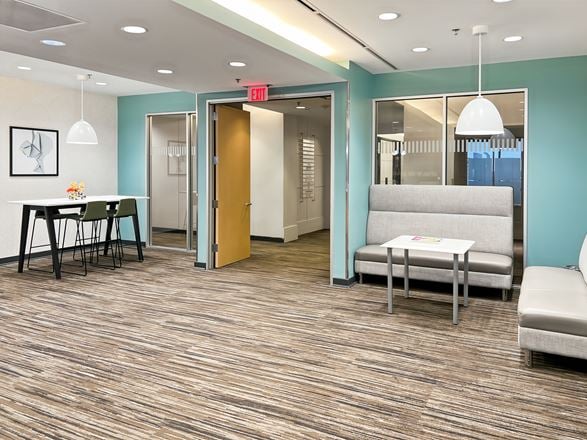 KS, Overland Park - Lighton Tower