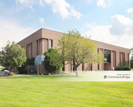 Widewaters Office Park - 5794 Widewaters Pkwy