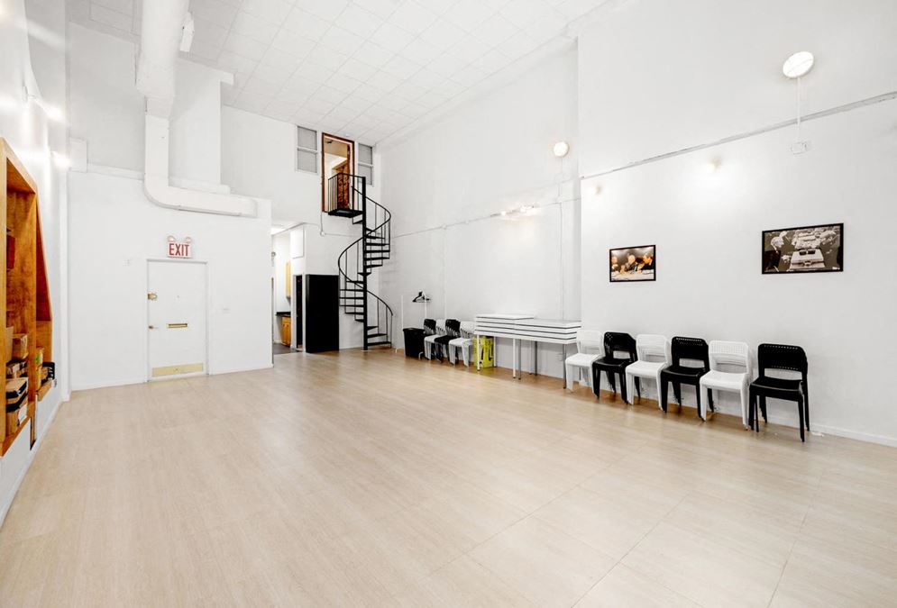 424 West 49th
