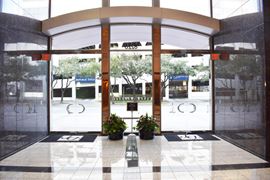 Douglas Plaza