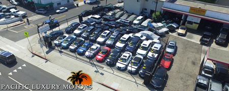 Used Car Lot for Lease! - Santa Monica