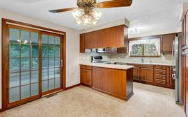 1940 Dodge Rd - 3 Bedroom/2.5 Bathrooms Split Level 1,837 SF Home