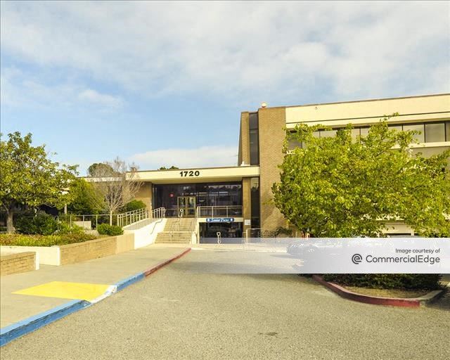 1720 El Camino Real