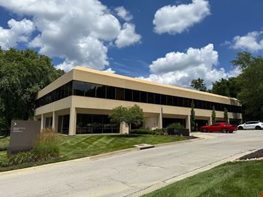 11 Corporate Woods