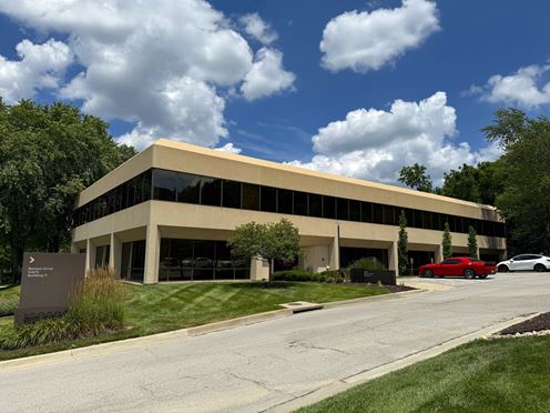 11 Corporate Woods
