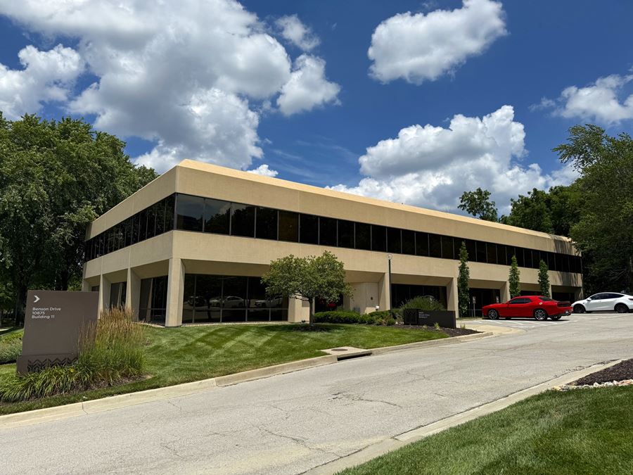 11 Corporate Woods