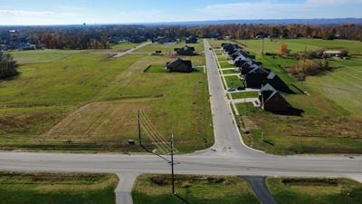 8135 Farming Way