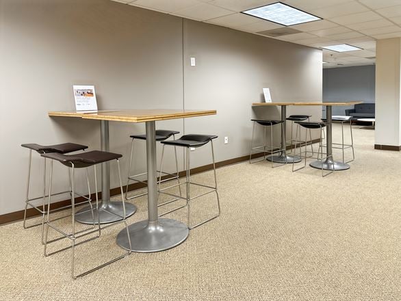 Regus - Boulder - Center Green Dr