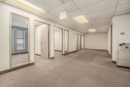 Suite 204 Space Photo Gallery 4