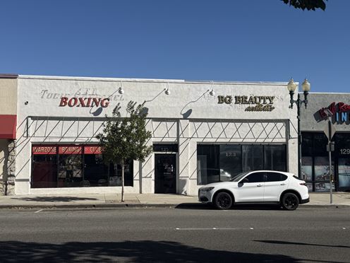 123 S Riverside Ave