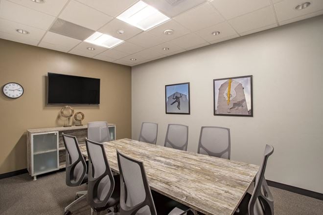 CA, Diamond Bar - Gateway Center