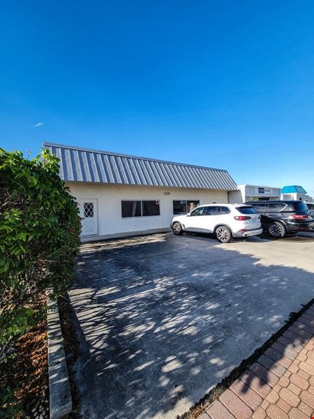 Retail space for Sale at 1328 Lafayette St in Cape Coral