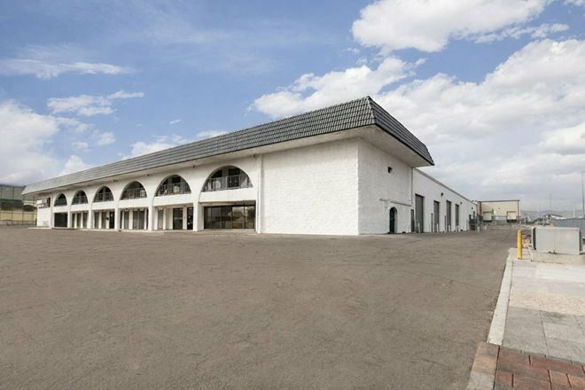 Valley View Industrial Building