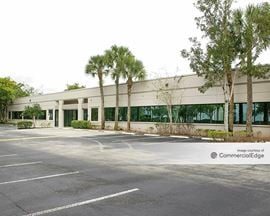 Lakeview Plaza