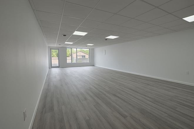 6354 Transit Road - 1,200+/- SF Retail/Office Newly Renovated Space Available