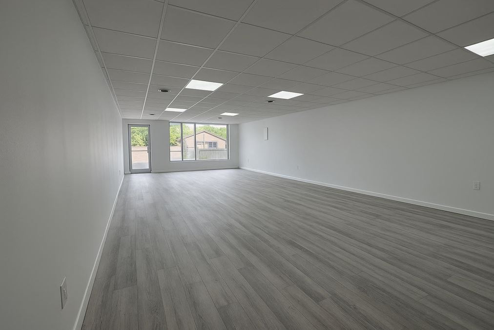 6354 Transit Road - 900+/- SF Retail/Office Newly Renovated Space Available