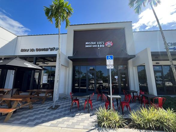 Turnkey Restaurant Space - Melrose Shoppes