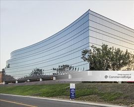 Chesapeake Park Plaza