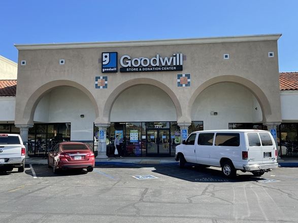 Highland Village Plaza