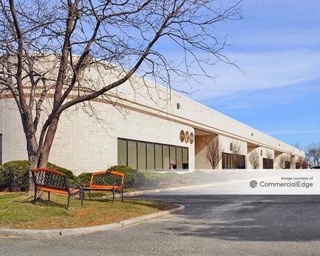 Industrial space for Rent at 110 Bi County Blvd in Farmingdale