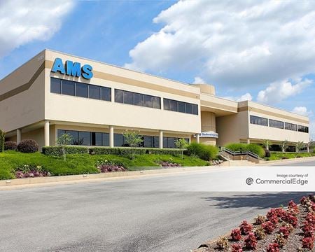 Commercial space for Rent at 9111 Cross Park Drive in Knoxville