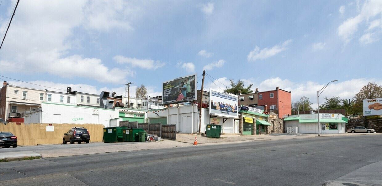 1100 West 41st Street