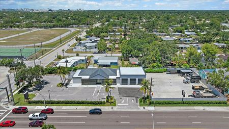 Office space for Sale at 2407 Bee Ridge Rd in Sarasota