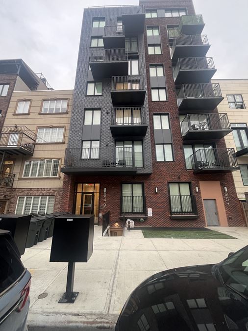 951 Bedford Ave
