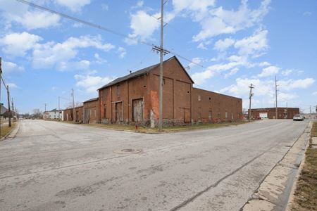 Photo of commercial space at 210 Lima Street in Wapakoneta