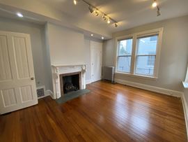 319 S High St