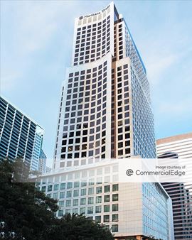 Brickell World Plaza