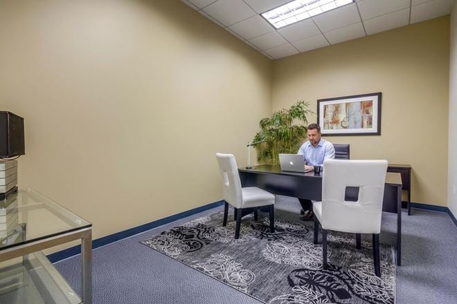 Barrister Executive Suites - Summit at Valencia