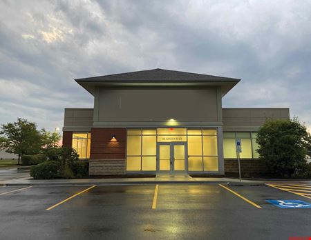 Photo of commercial space at 140 Hansen Boulevard in North Aurora