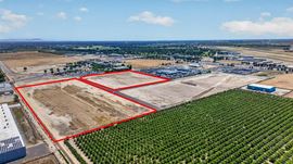 ±9.82-±13.41 AC Service Commercial Land Located Rapidly-Developing Area