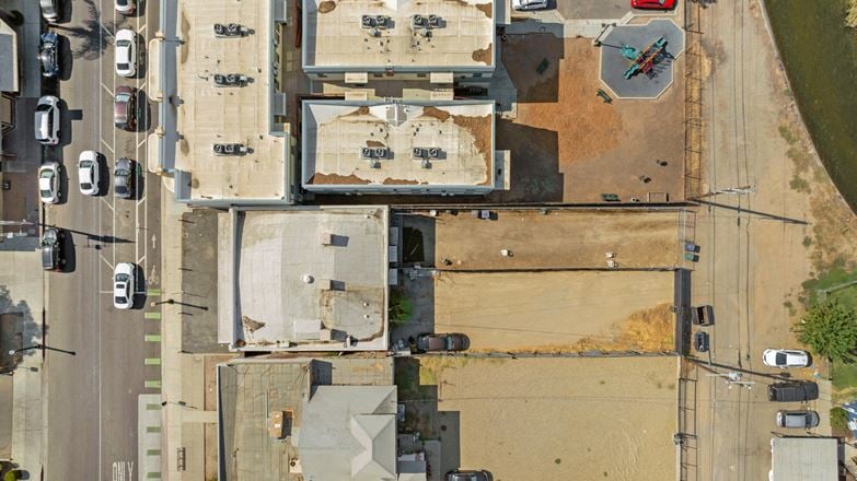 Great Owner User/Investment Opportunity in Fresno, CA