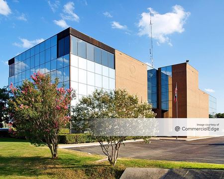 Office space for Rent at 800 Isom Road in San Antonio