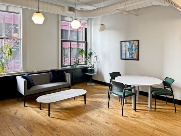 Spaces - Chicago - 332 S Michigan Avenue
