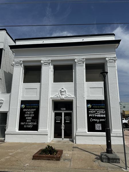 Photo of commercial space at 126 W International Speedway Blvd in Daytona Beach