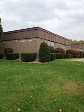 8 Stanley Cir