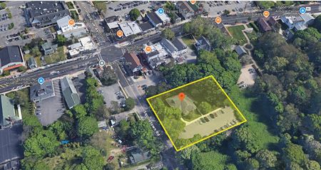 Office space for Sale at 5 Squiretown Rd in Hampton Bays