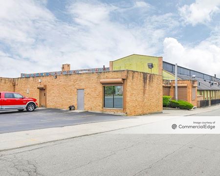 Industrial space for Rent at 322 Davis Avenue in Dayton