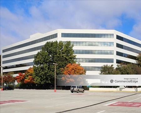 Commercial space for Rent at 3500 Piedmont Road NE in Atlanta