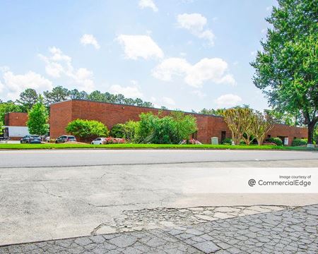 Retail space for Rent at 4316 Park Drive in Norcross