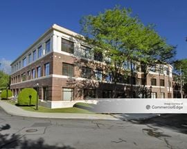 200 Glastonbury Blvd