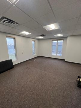 5055 Benson Drive, Burlington